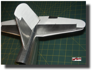 Vought OS2U Kingfisher. Empennage. Scratch built in metal by Rojas Bazán. 1:15 scale. Vought OS2U Kingfisher. Empennage. Scratch built in metal by Rojas Bazán. 1:15 scale.